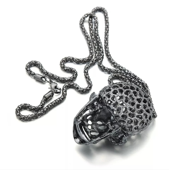 Choose your color gold Chrome or silver crystal 3rd eye skull necklace - Picture 4 of 16